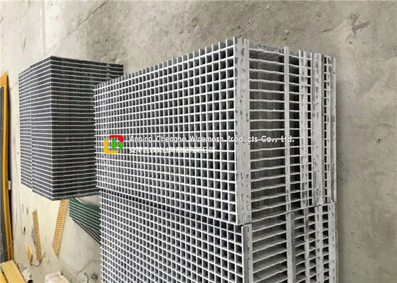 Platform Drain Compound Steel Grating Anti - Skid Simple Installation